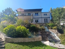 Maison 4 chambres avec très beau jardin, terrasses