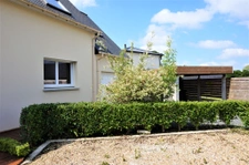 MAISON , 104 M2, 4 CHAMBRES.