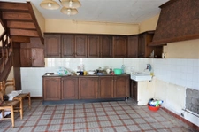Maison de bourg, 130m2, à rénover. 