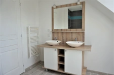 MAISON , 104 M2, 4 CHAMBRES.