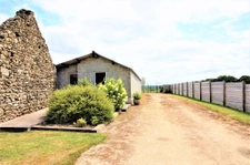 longère  en pierre 108m2