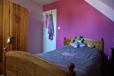 Contemporaine  de 2011, 4 chambres, terrain de 848m2.