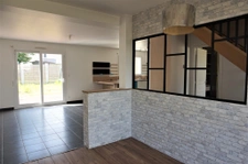 MAISON , 104 M2, 4 CHAMBRES.