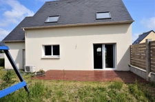 MAISON , 104 M2, 4 CHAMBRES.