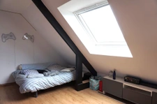 MAISON 140M2,  5 CHAMBRES, TERRAIN DE 1443M2