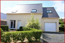 MAISON , 104 M2, 4 CHAMBRES.
