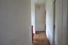 Maison de bourg, 130m2, à rénover. 