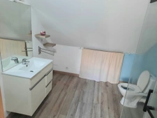 Superbe longère rénovée, 180 m2, terrain de 5921m2.