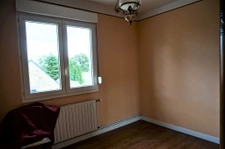 Maison de bourg, 130m2, à rénover. 