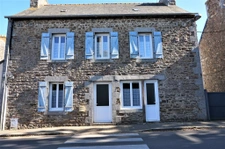  MAISON DE CHARME,CENTRE BOURG DE PLELO