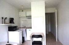 STUDIO FONCTIONNEL RESIDENCE SECURISEE