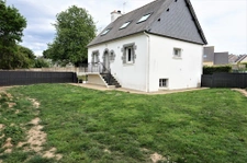 Maison traditionnelle, 5 chambres,terrain de 1055m2