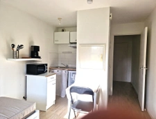 STUDIO FONCTIONNEL RESIDENCE SECURISEE