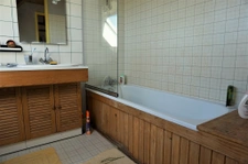  MAISON DE CHARME,CENTRE BOURG DE PLELO