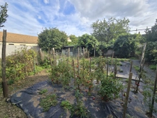 Maison 4 chambres avec sous-sol, hangar et jardin 