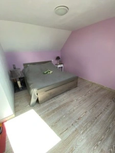 Maison familiale 4 chambres avec jardin, Bouessay