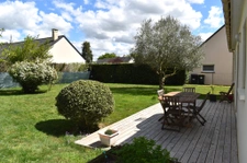 Maison familiale 4 chambres avec jardin, Bouessay