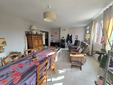 Maison 4 chambres avec sous-sol, hangar et jardin 