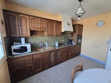 Maison sur sous-sol avec jardin   Gastines