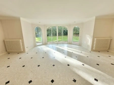 Maison 164m2 + 115m2 de dépendances, au calme