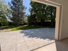 Maison de 6 chambres + Grandes dépendances au centre de Gran