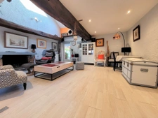 Longère de 198m2 avec studio indépendant, au calme