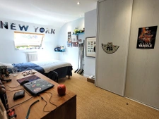 Superbe maison aux grands volumes, avec piscine.