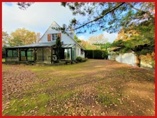 Maison 164m2 + 115m2 de dépendances, au calme