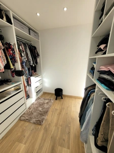  Maison Contemporaine de 2020, 4 chambres, une Piscine.