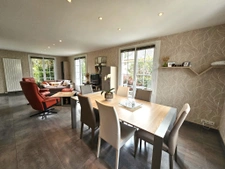 Maison 174m2, 4 chambres, 2 bureaux et un sous-sol