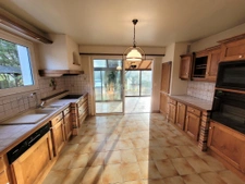 Maison 164m2 + 115m2 de dépendances, au calme