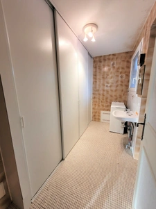 Maison 164m2 + 115m2 de dépendances, au calme