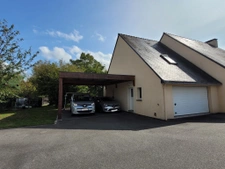 Maison de 6 chambres + Grandes dépendances au centre de Gran