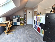 Maison 4 chambres, un grand garage sur une belle parcelle