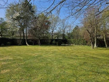 Belle maison, grande pièce de vie, 5 chambres.