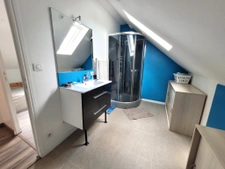 Belle maison, très grande pièce de vie