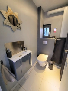 Longère de 198m2 avec studio indépendant, au calme