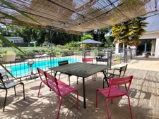 Superbe maison aux grands volumes, avec piscine.