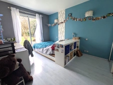 Maison 167m2, 6 chambres, à la sortie de Grandchamp directio