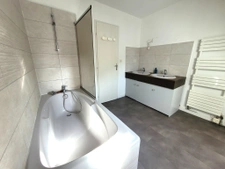 Belle Maison de 5 chambres, 1 garage