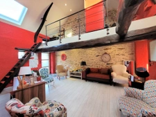 Longère de 198m2 avec studio indépendant, au calme