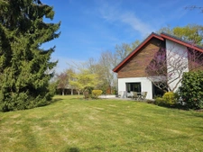 Belle maison, grande pièce de vie, 5 chambres.