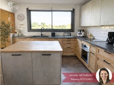 Maison 3 chambres + bureau avec garage double au coeur du bou