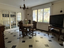 Au coeur du bourg maison 4 chambres + 2 garages