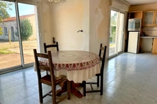 Plain-pied 3/4 chambres non mitoyen sur belle parcelle