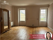 Maison ancienne de bourg de 122 m2 avec dépendances