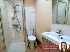 Maison ancienne à rénover avec grand garage et belle dépenda