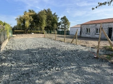 Bâtiment à réhabiliter en habitation d'environ 65 m2 sur ter