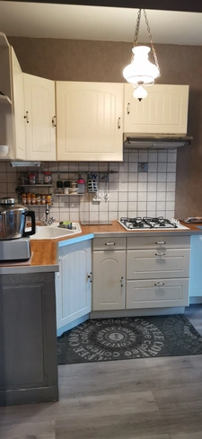 Maison coup de coeur en pierres avec jardin, garage et sous 