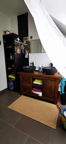 Maison contemporaine 4 chambres, garage et jardin